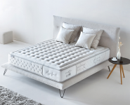  Karibian Magnificent ()