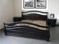 Кровать из массива дерева Санторини